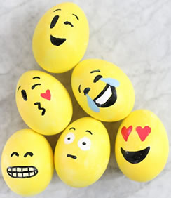 Emoji eggs Easter craft